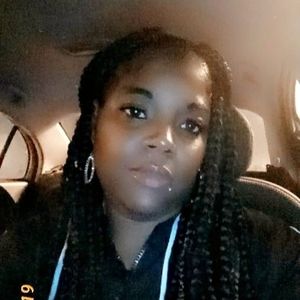 Meet your Posher, Lanesha